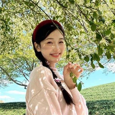 系统之皇后养成记 海报