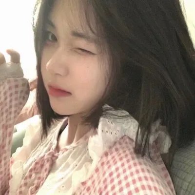 舞社里的酷女孩 海报